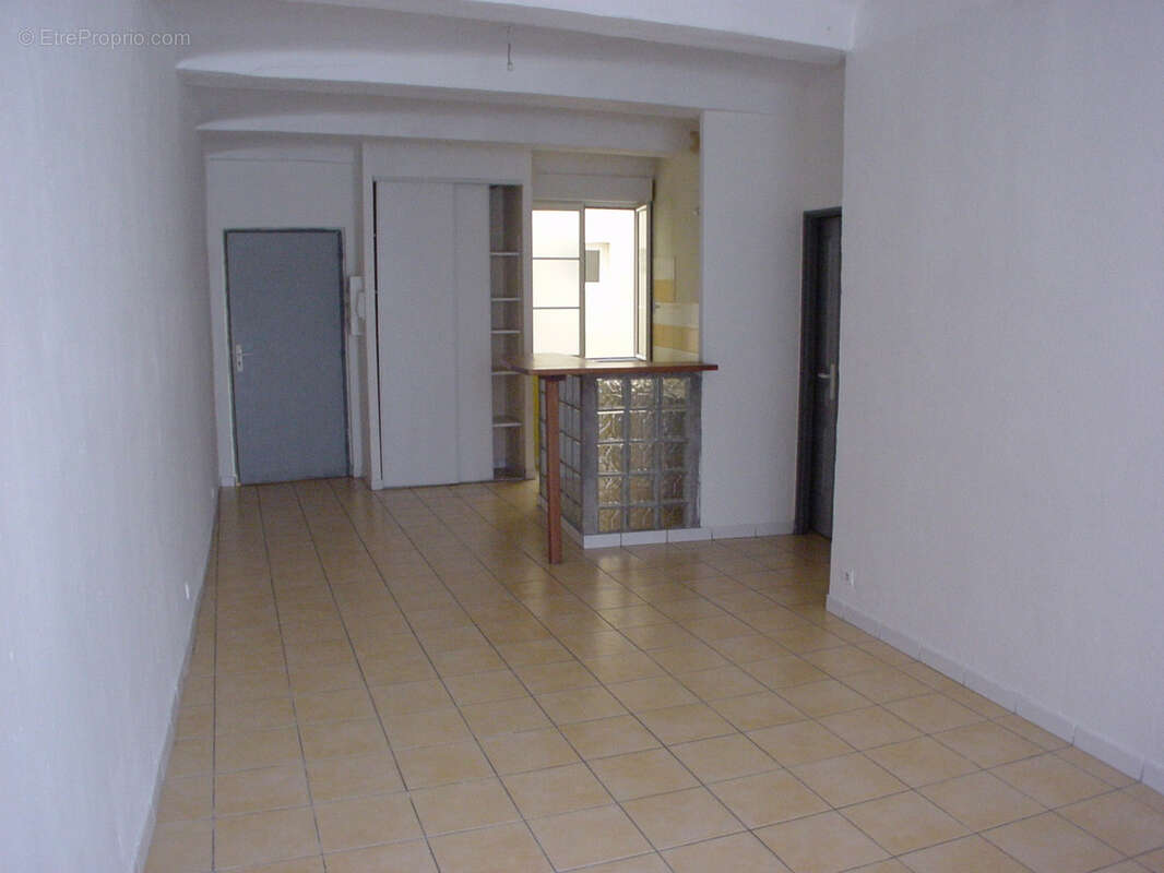 Appartement à LUNEL