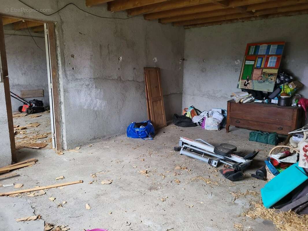 Maison à TOURNON-SAINT-PIERRE