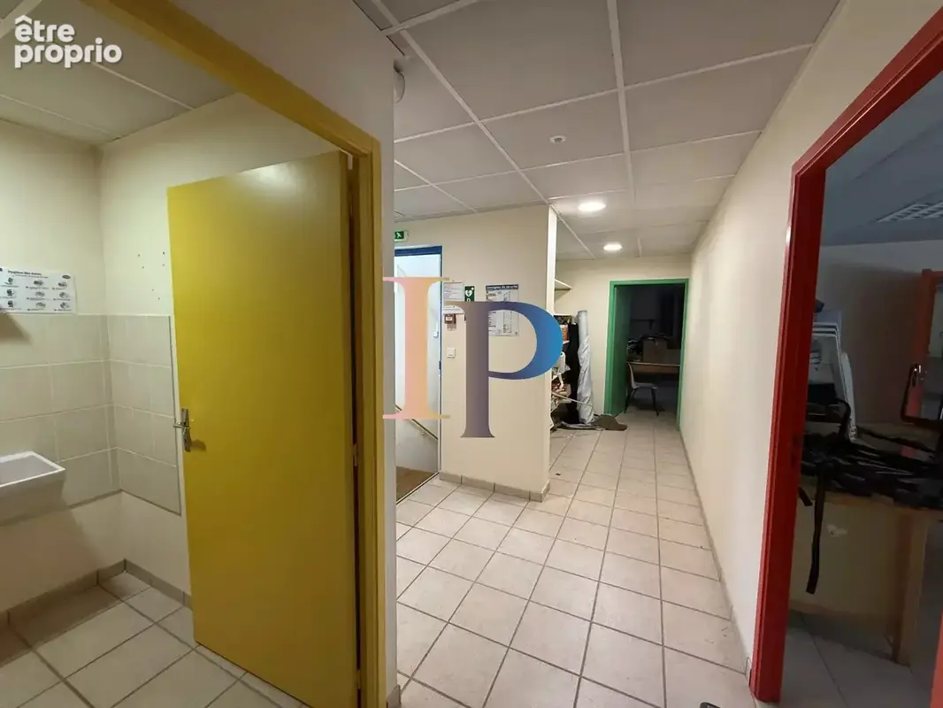 Immeuble a fort potentiel - photo 17