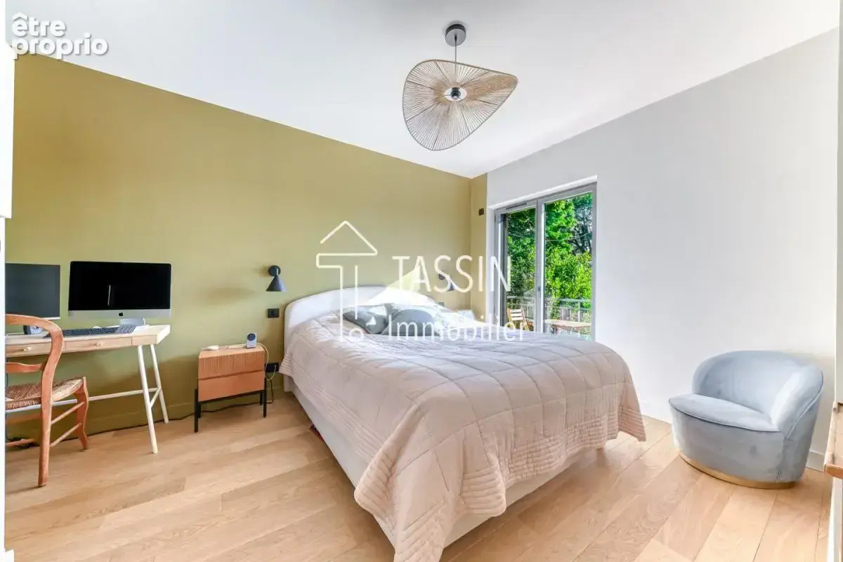 TASSIN - Maison dans cadre verdoyant - photo 5