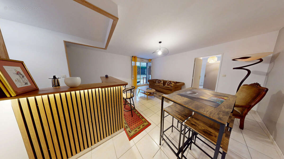 Appartement à PARIS-19E