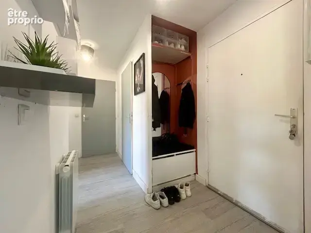 Chilly mazarin - appartement f3 de 55 m2 - excellent etat - balcon - standing - ascenseur - photo 2