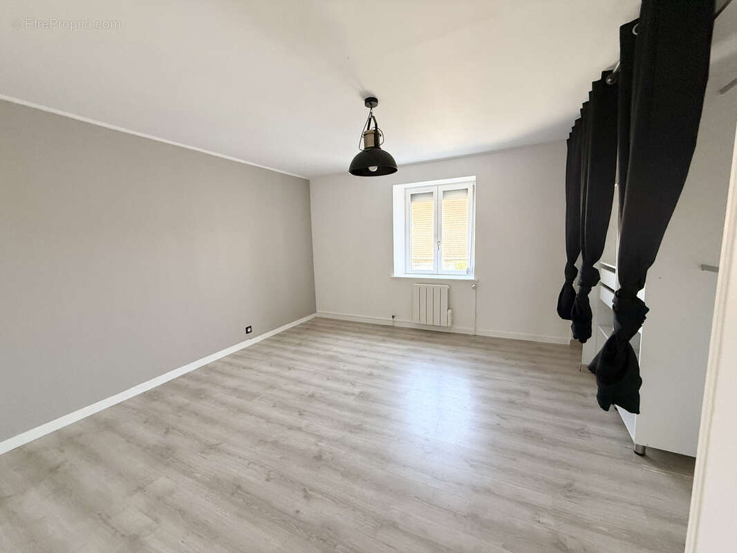 Appartement à SAONE