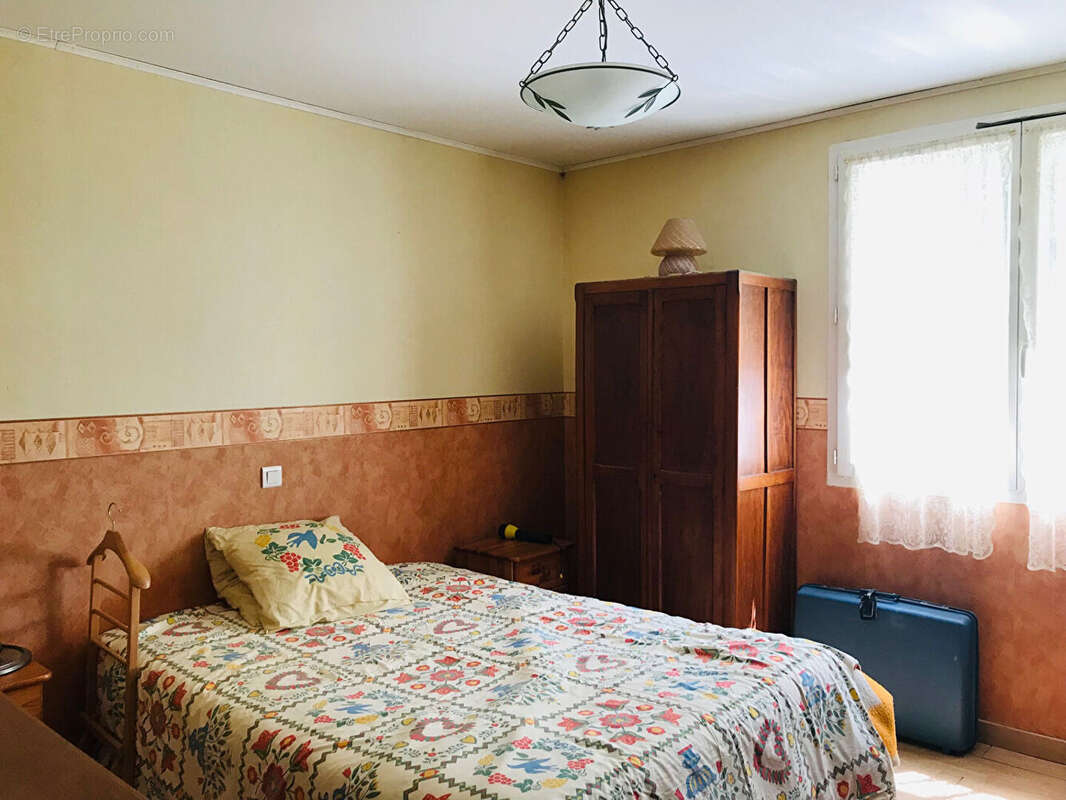 Maison à LA CHAPELLE-DES-MARAIS