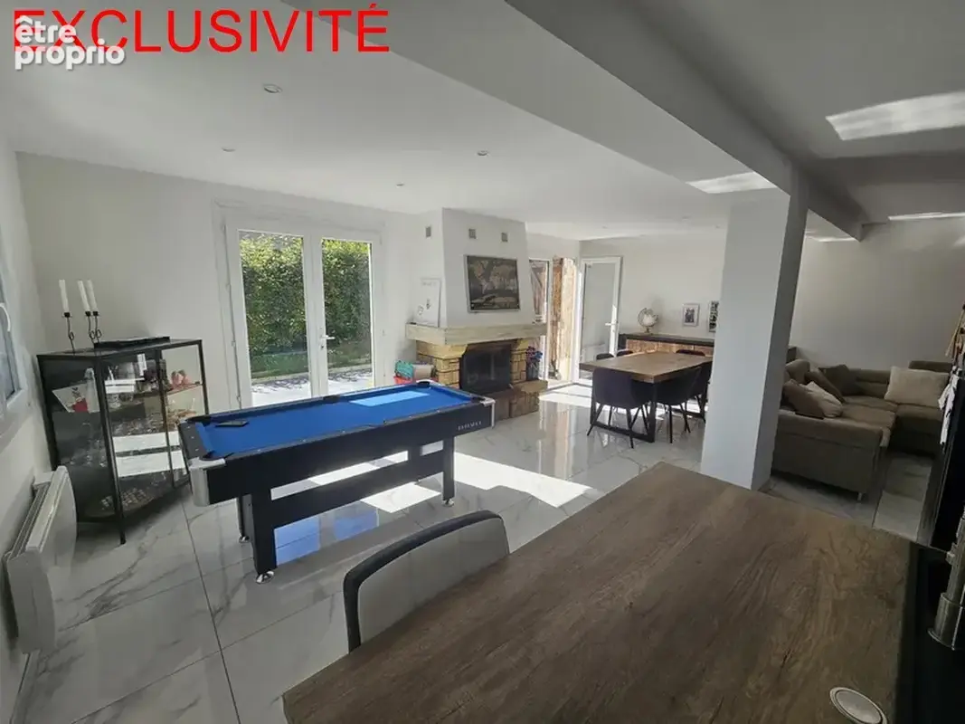 Lavans-lès-Saint-Claude : villa rénovée avec piscine et jolie vue dominante - photo 8