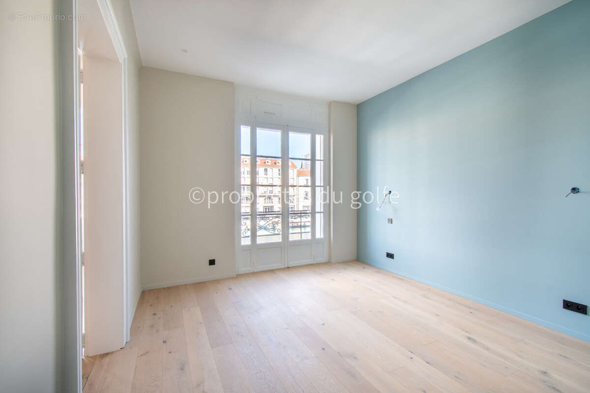 Sète, vue quai, appartement 3 pièces avec terrasse, ascenseur, - photo 16