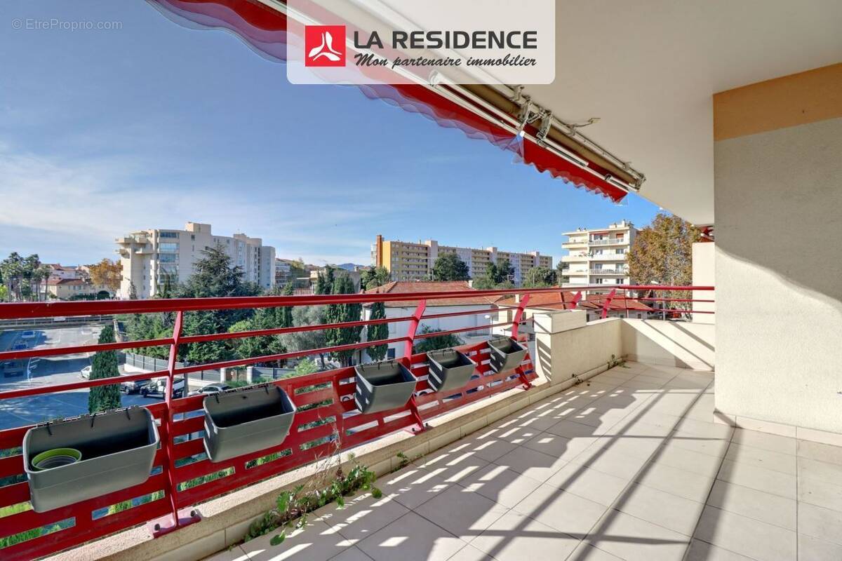 Appartement à FREJUS