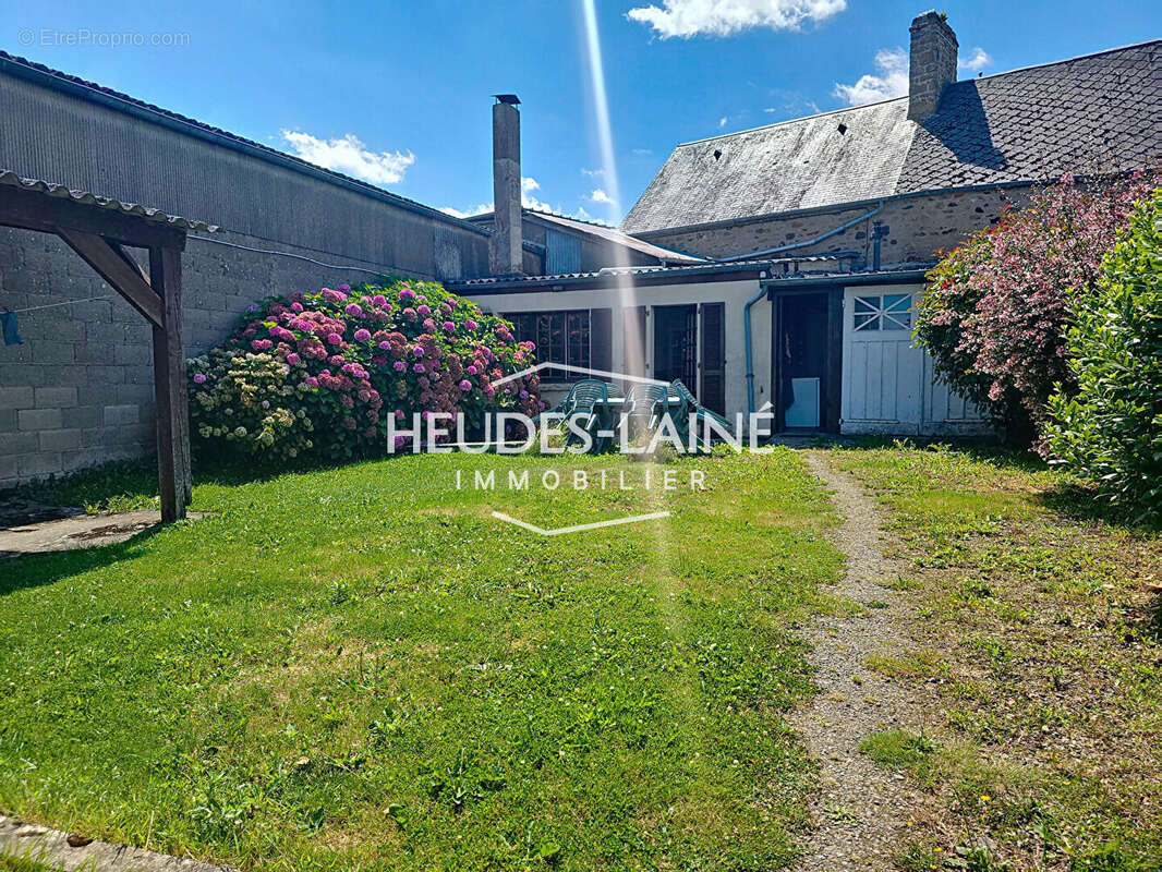 Maison à MARCEY-LES-GREVES