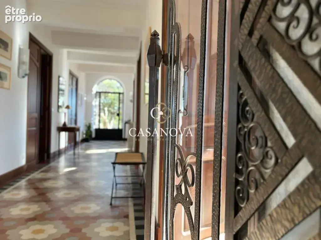 secteur Pezenas - Maison Bourgeoise   391 m2  6 chambres  1 548 m2  piscine - photo 13