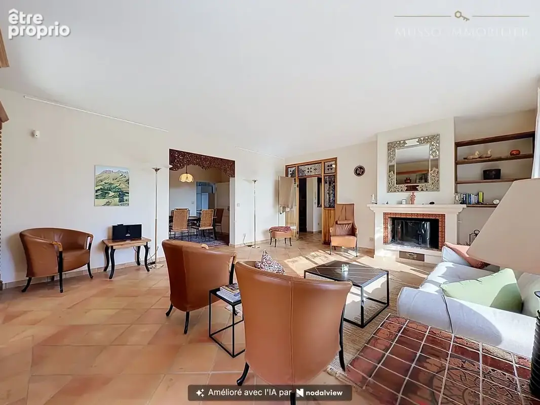 Maison 7 pièces 197 m² à vendre à Saint-Marc-Jaumegarde (13100) - photo 8