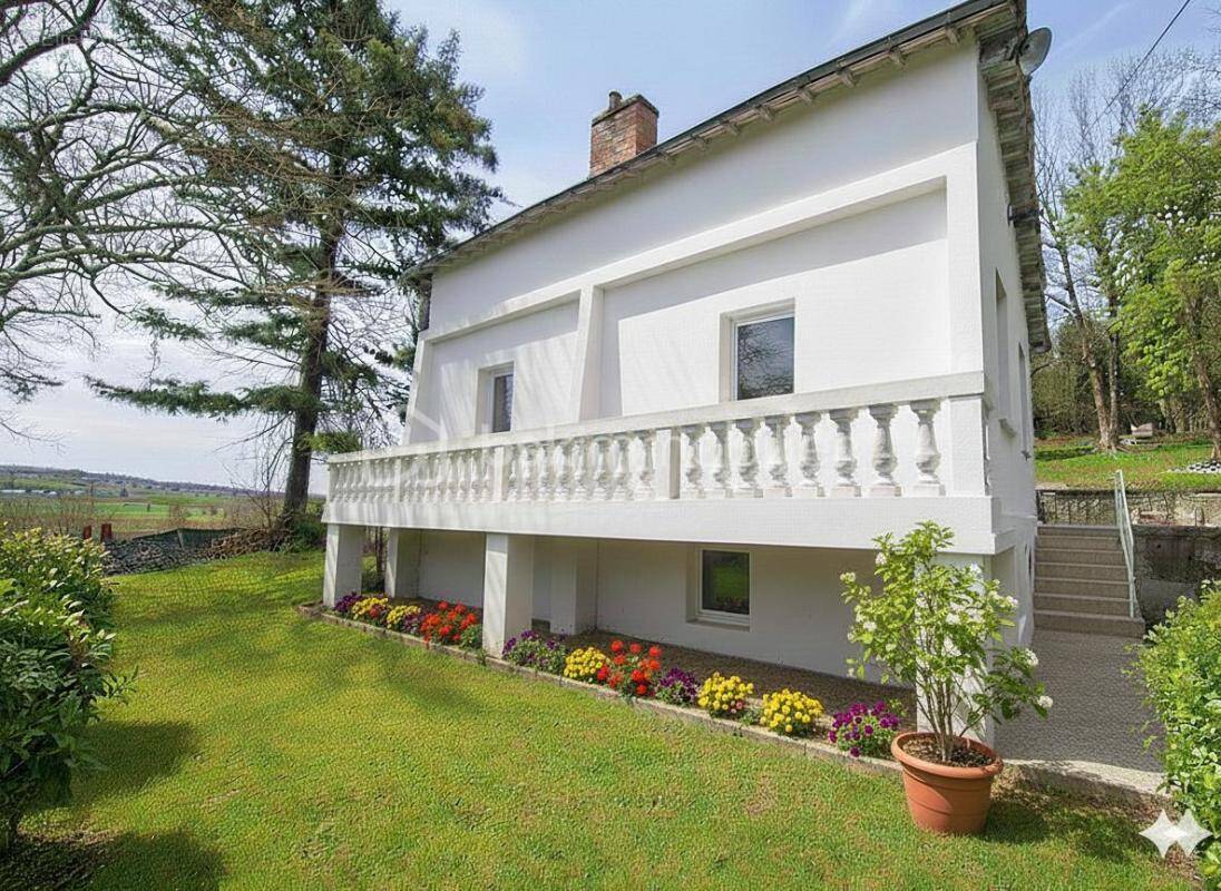 Maison à AUBIAT