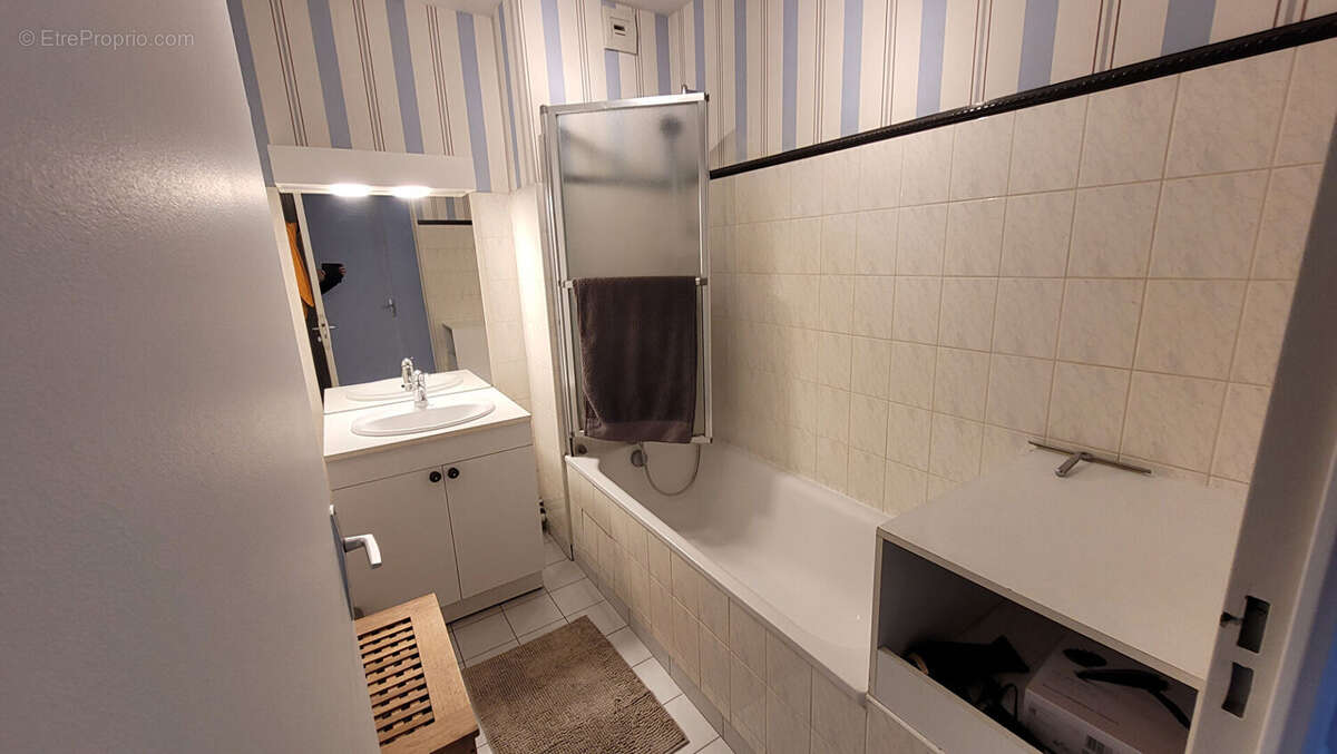 Appartement à LE PERRAY-EN-YVELINES