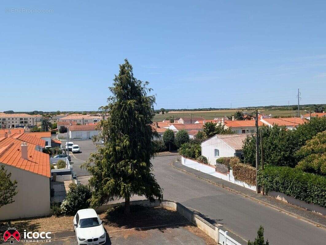 Appartement 104 m² à Lucon  - photo 2