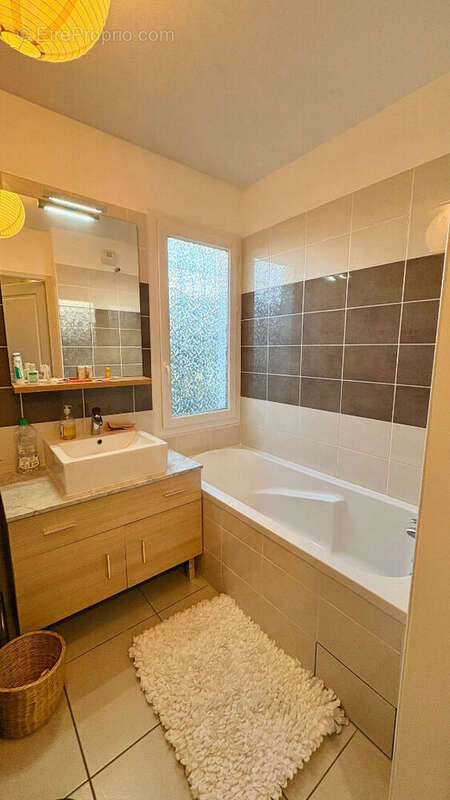 Appartement à ALBERTVILLE