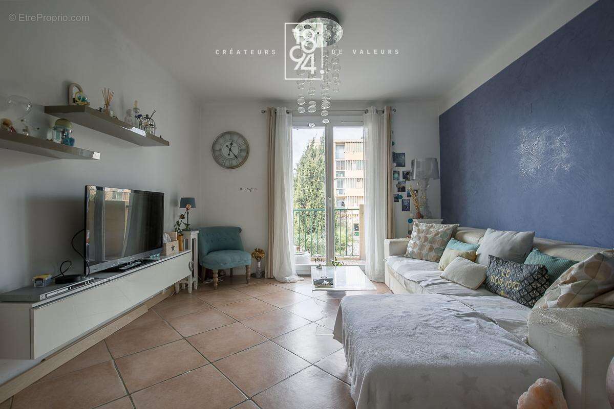 Appartement à MARSEILLE-13E