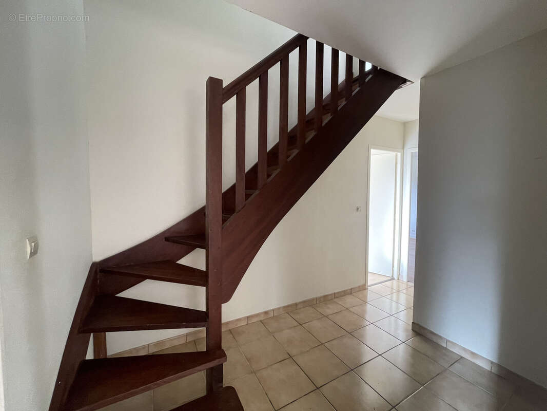 Maison à COLAYRAC-SAINT-CIRQ