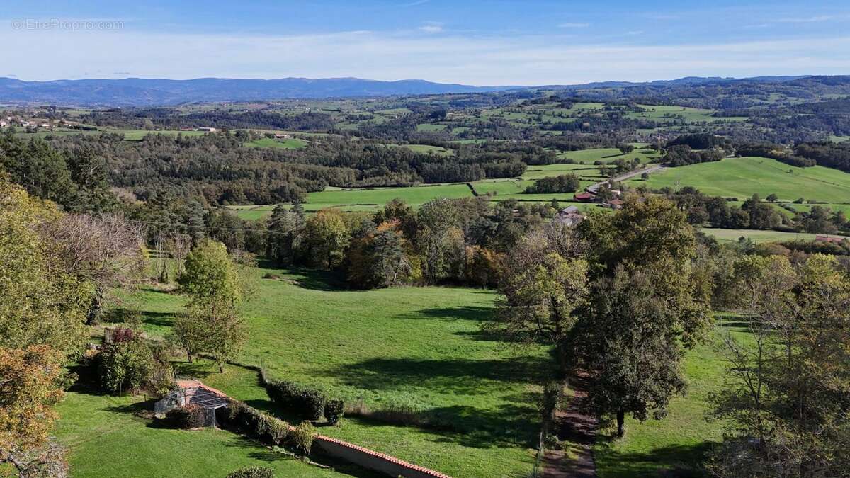 Maison à ESTANDEUIL