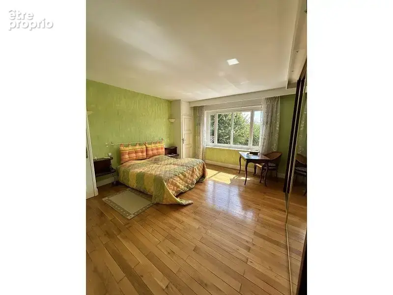 Maison 239 m² à Feurs  - photo 8