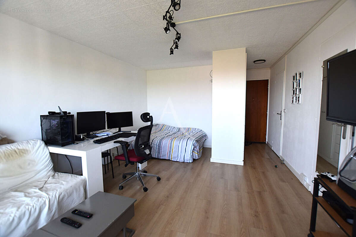 Appartement à COMBS-LA-VILLE