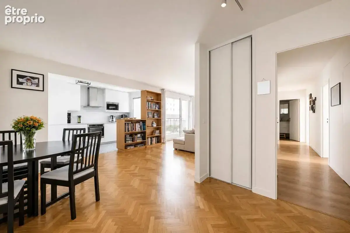 92800 - puteaux - front de seine - 4 pieces -3 chambres - balcon - photo 4