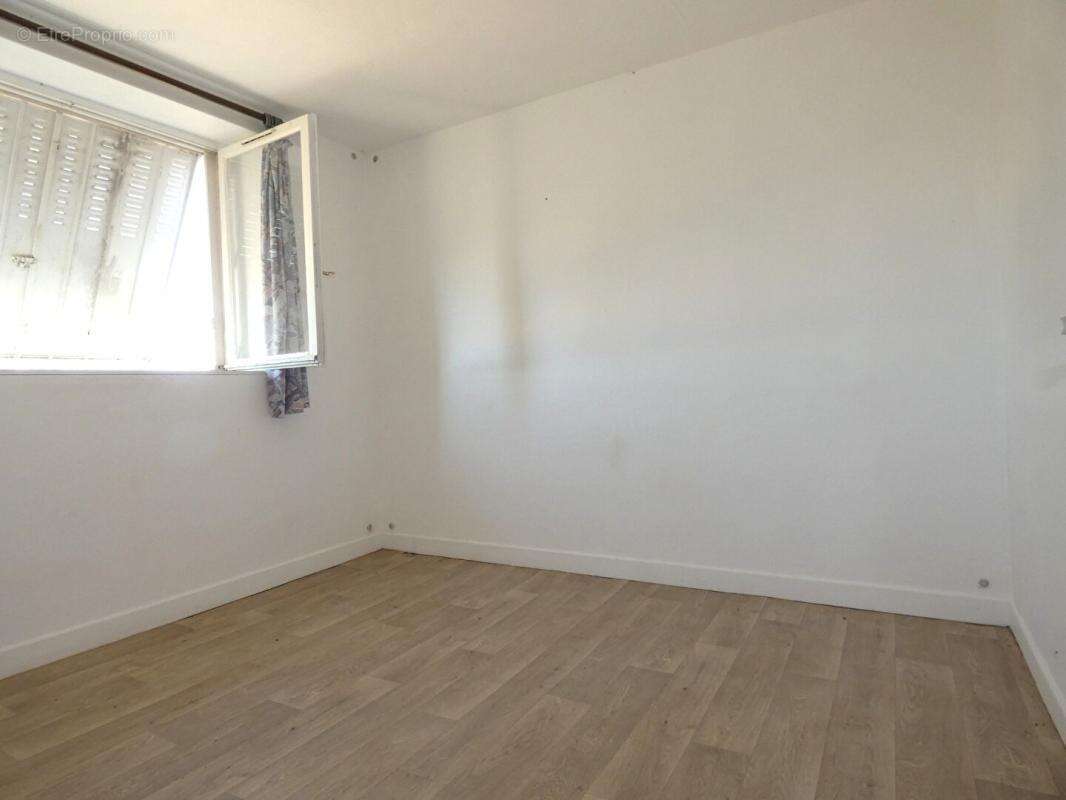 Maison 145 m2 / 2 appts / grange / terrain avec vue 3142m² - photo 12
