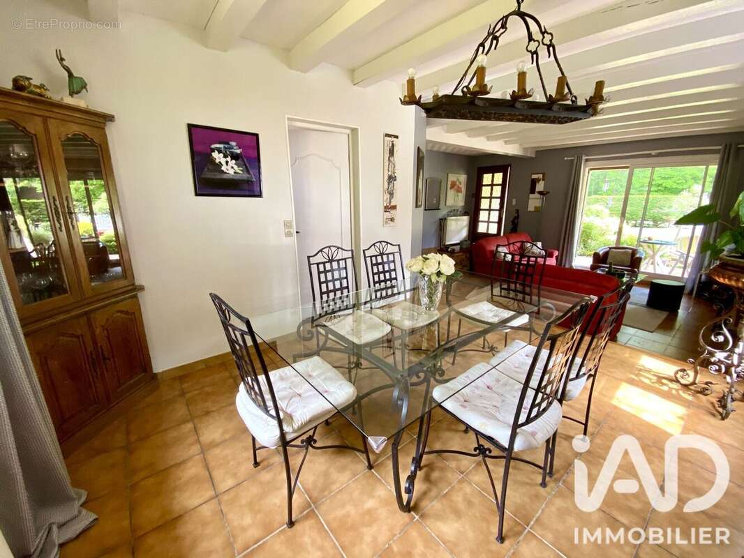 Maison 203 m² à Saint-Hilaire-Les-Andresis  - photo 7
