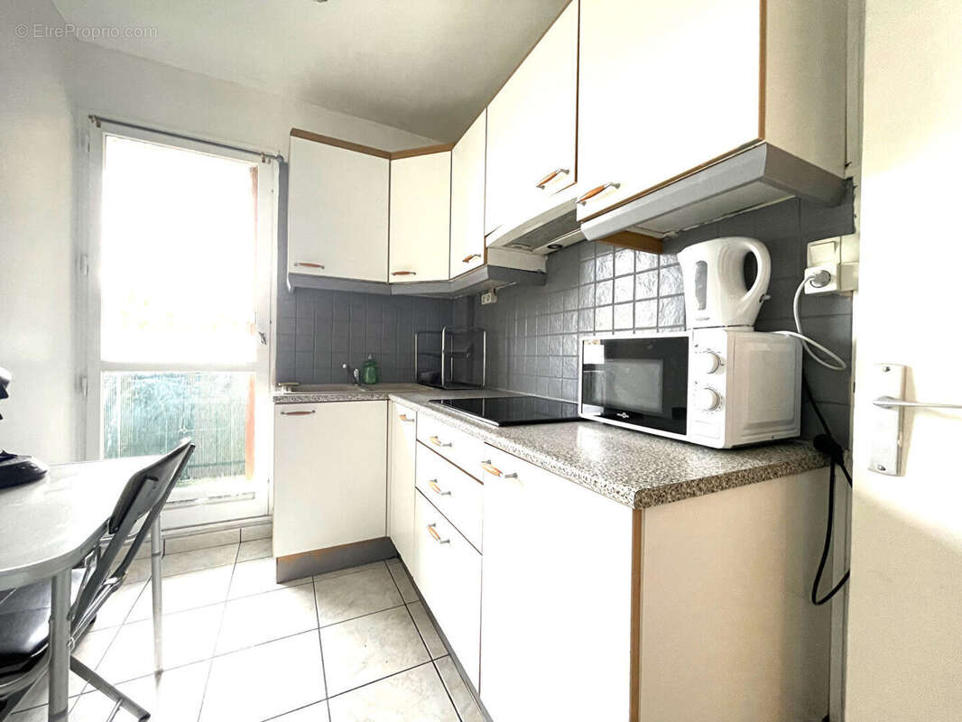 Appartement à FRESNES