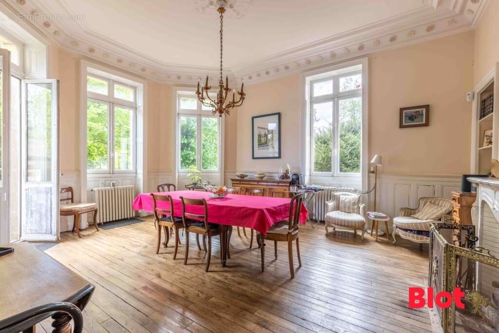 Maison à HEDE