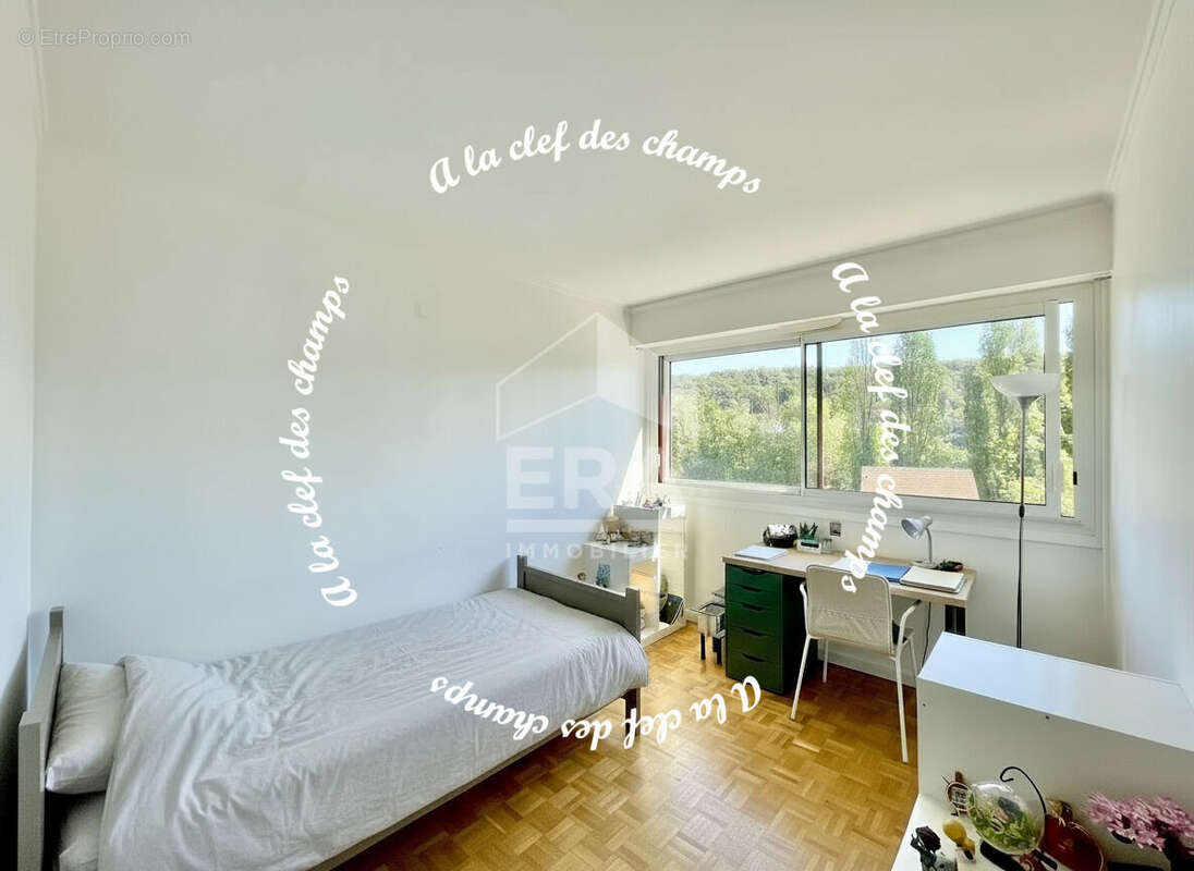 Appartement à GIF-SUR-YVETTE