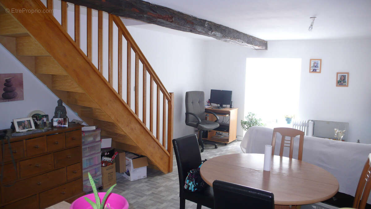 Maison à LINARDS