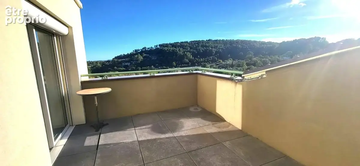 Appartement à CALLAS