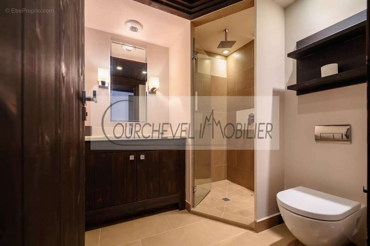 Appartement à LA PERRIERE