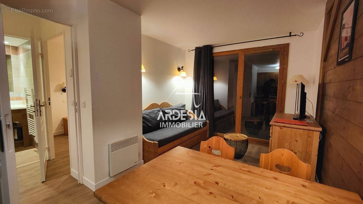 Appartement à LE CHATEL