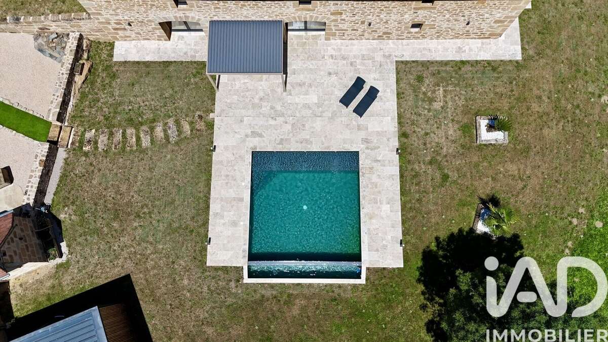 Maison 265 m² à Lacapelle-Marival  - photo 2