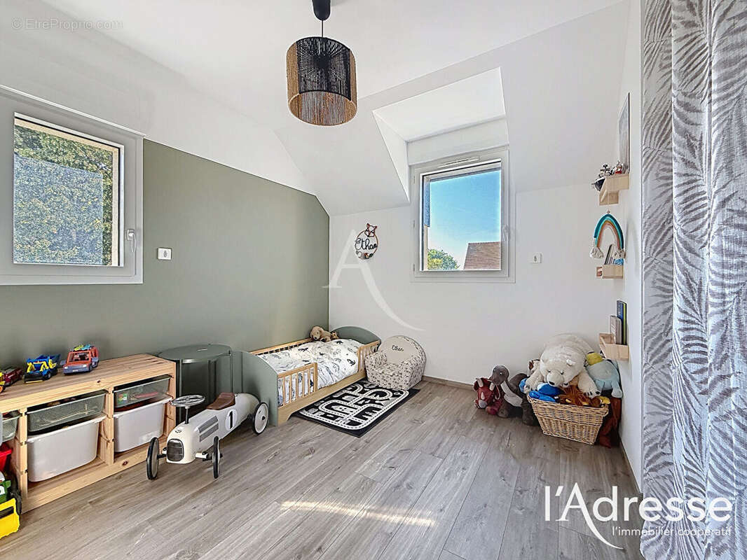 Maison 2017, 4 chambres et grand jardin à Vallères - photo 12