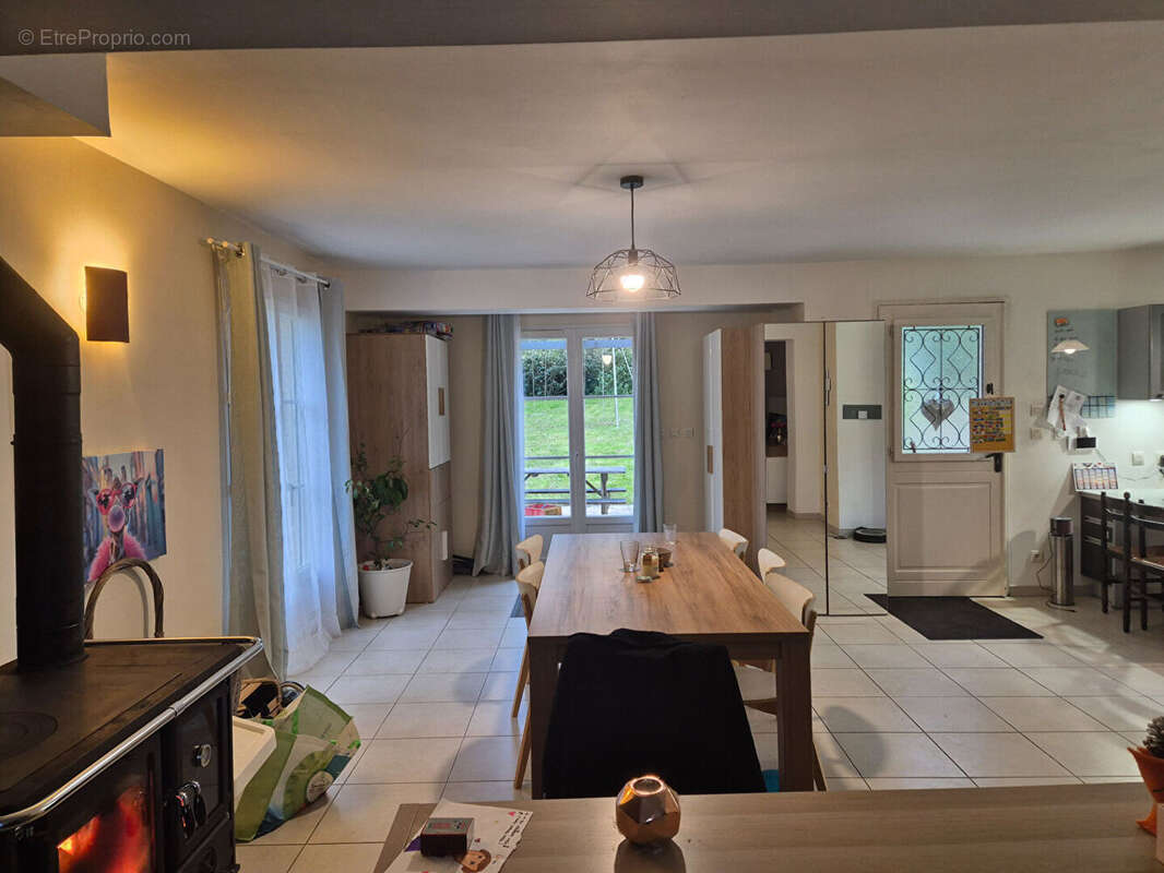 Maison à CHOUZY-SUR-CISSE