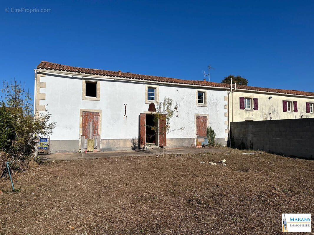 Maison à BOUILLE-COURDAULT