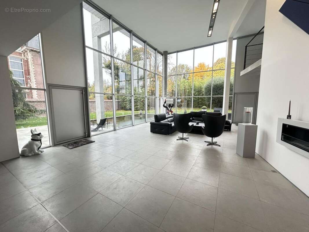 Maison 295 m² à Cambrai  - photo 4