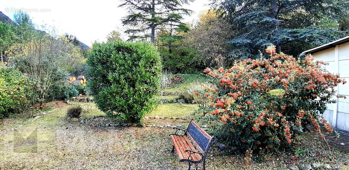 Maison à BELVIANES-ET-CAVIRAC