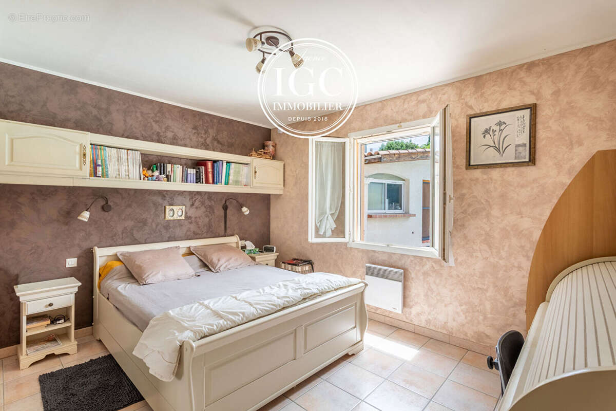 Maison gignac la nerthe 5 pièce(s) - photo 10