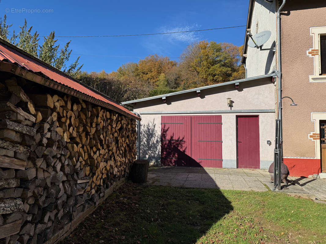 Maison à GOUTTIERES