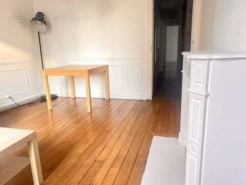 Appartement à PARIS-19E