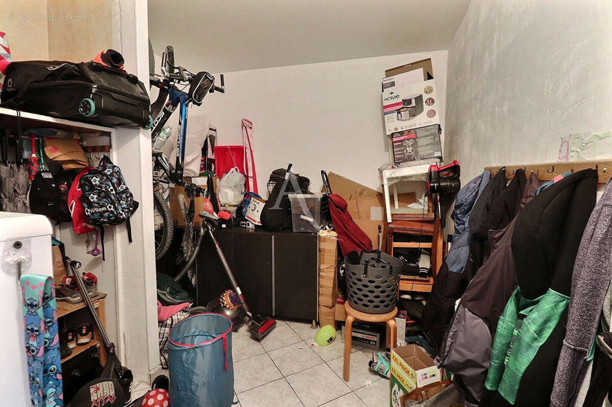 Appartement à SARTROUVILLE