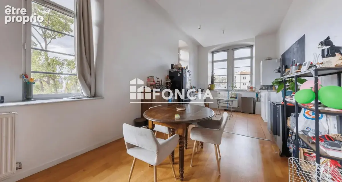 RIOM – Appartement T3 au 1er étage avec ascenseur – 76,25 m² - photo 5