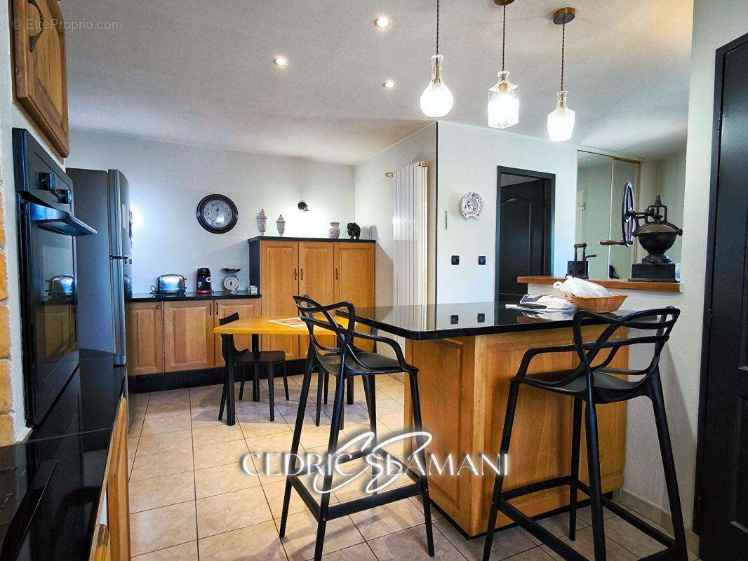 Maison à RAISSAC-SUR-LAMPY