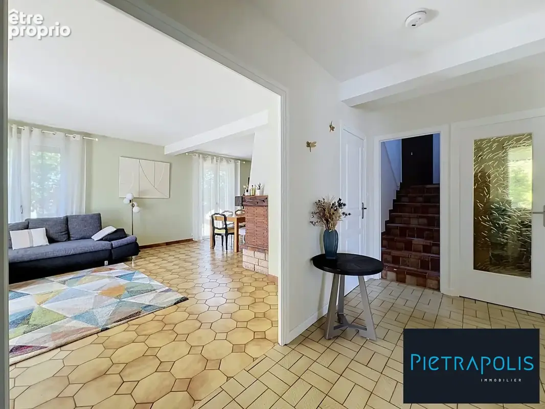 Maison 8 pièces 183 m² à vendre à Sennecey-Les-Dijon (21800) - photo 2