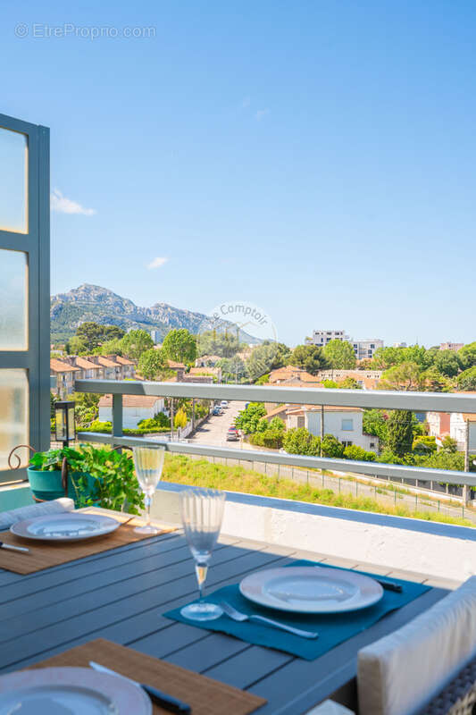 Appartement à MARSEILLE-9E
