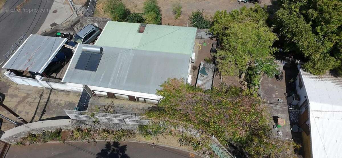 Terrain à SAINT-PAUL