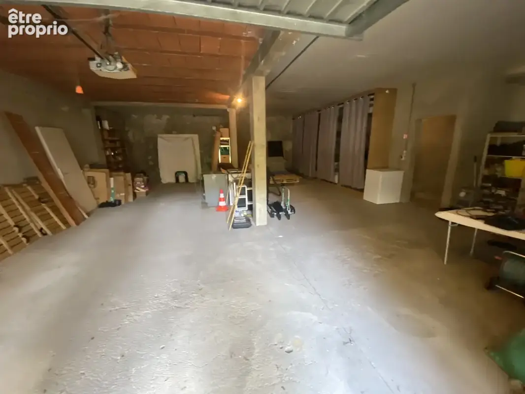 Immeuble avec appartement et bureaux  au cœur d'Auch - photo 13