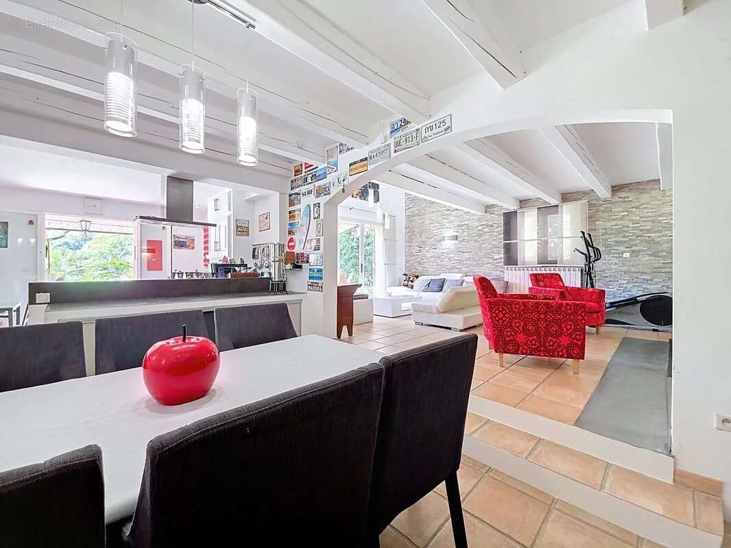 Maison à LE BAR-SUR-LOUP